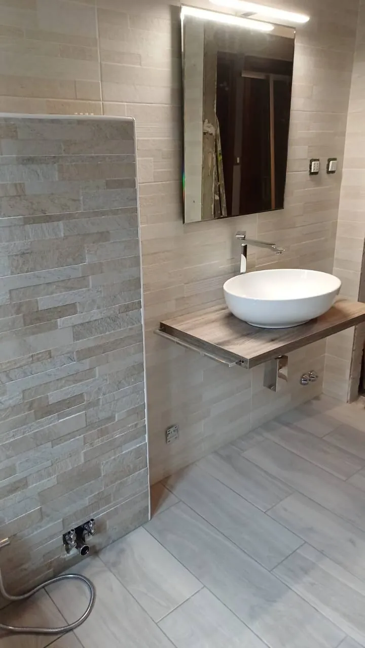 Lavoro Bagni