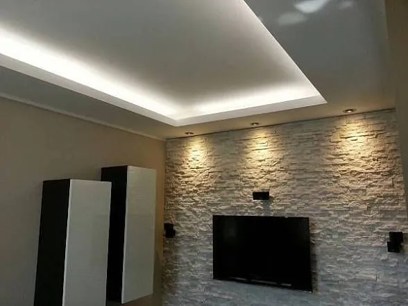 Lavoro Illuminazione